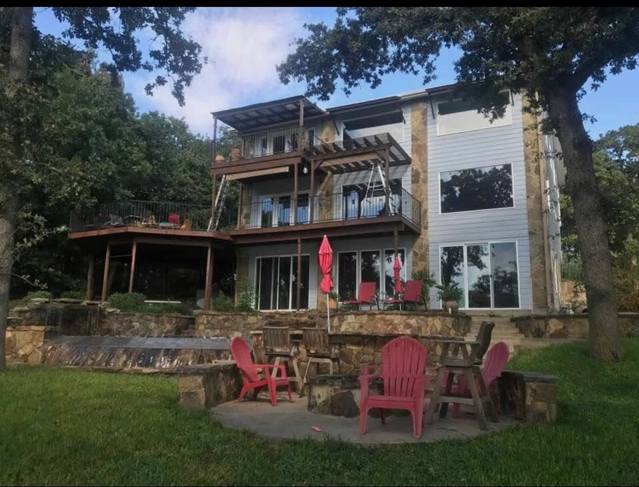 Hill Country home exterior painting